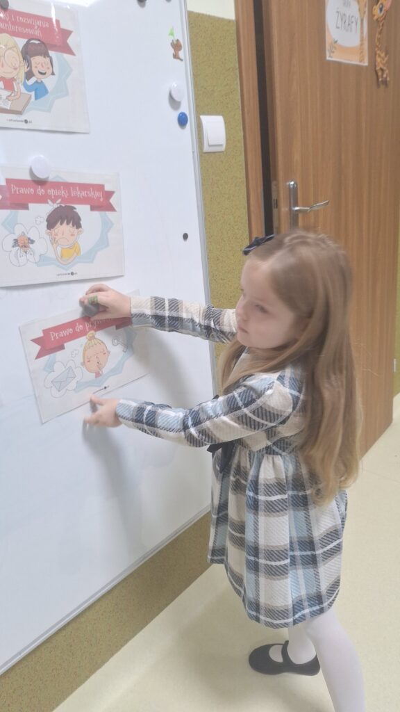 MIĘDZYNARODOWY DZIEŃ PRAW DZIECKA - GRUPA ŻYRAFKI 