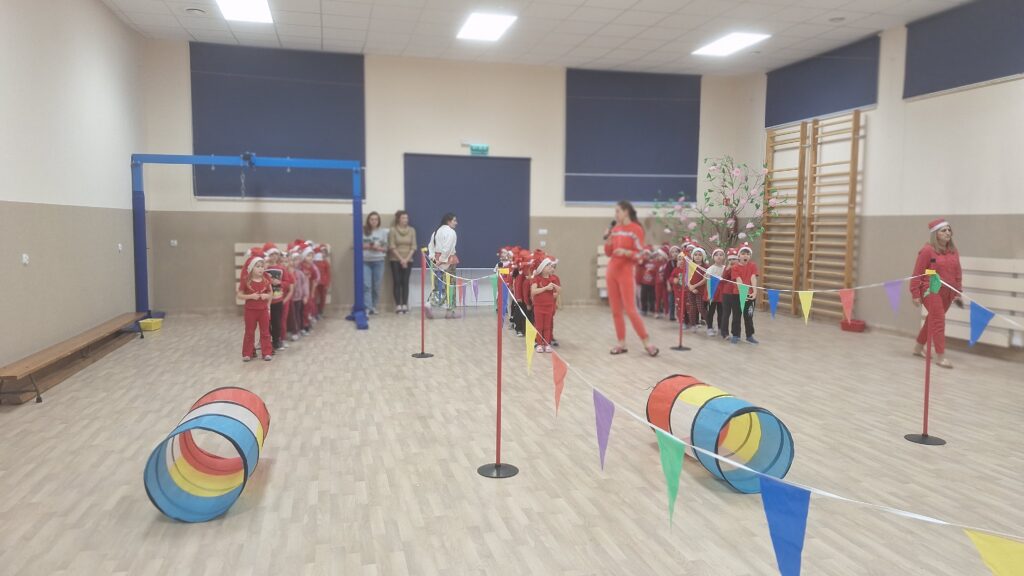 BIEG MIKOŁAJÓW - GRUPA ŻYRAFKI 