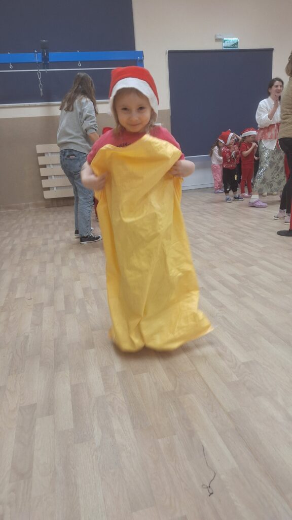 BIEG MIKOŁAJÓW - GRUPA ŻYRAFKI 