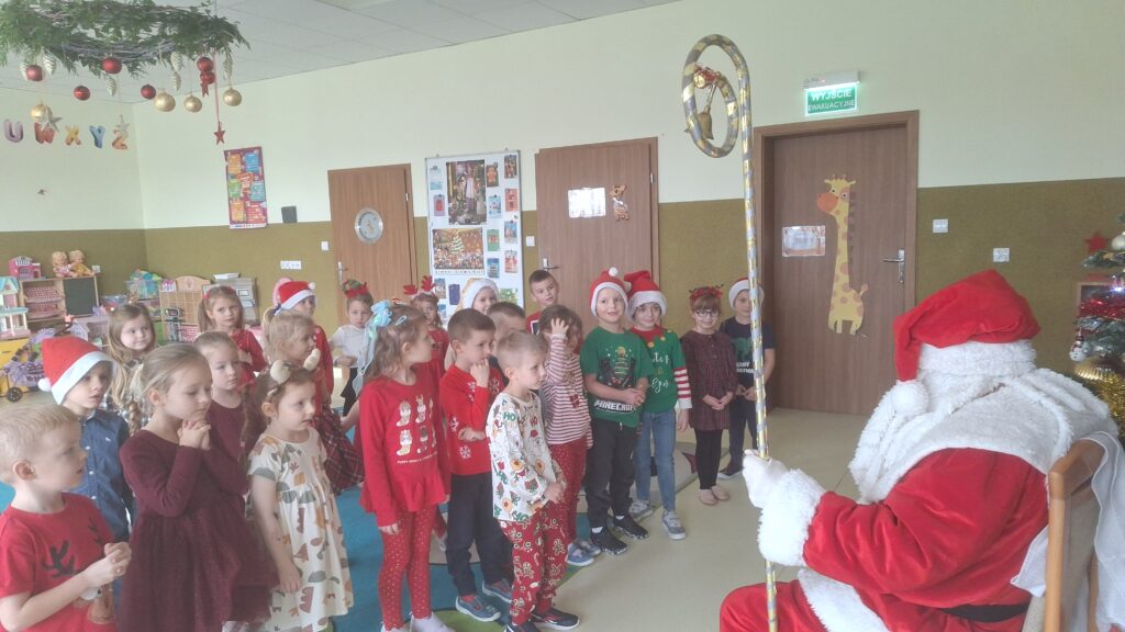 SPOTKANIE ZE ŚWIĘTYM MIKOŁAJEM - GRUPA  ŻYRAFKI