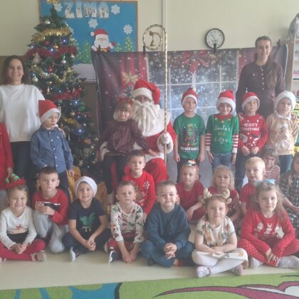 SPOTKANIE ZE ŚWIĘTYM MIKOŁAJEM - GRUPA ŻYRAFKI