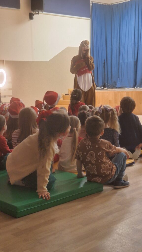 SPOTKANIE ZE ŚWIĘTYM MIKOŁAJEM - GRUPA  ŻYRAFKI