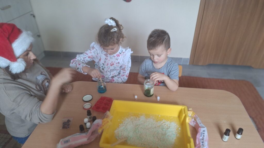 MAGIA ŚWIĄTECZNYCH MYDEŁEK