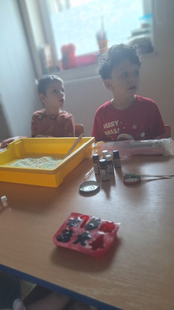 MAGIA ŚWIĄTECZNYCH MYDEŁEK