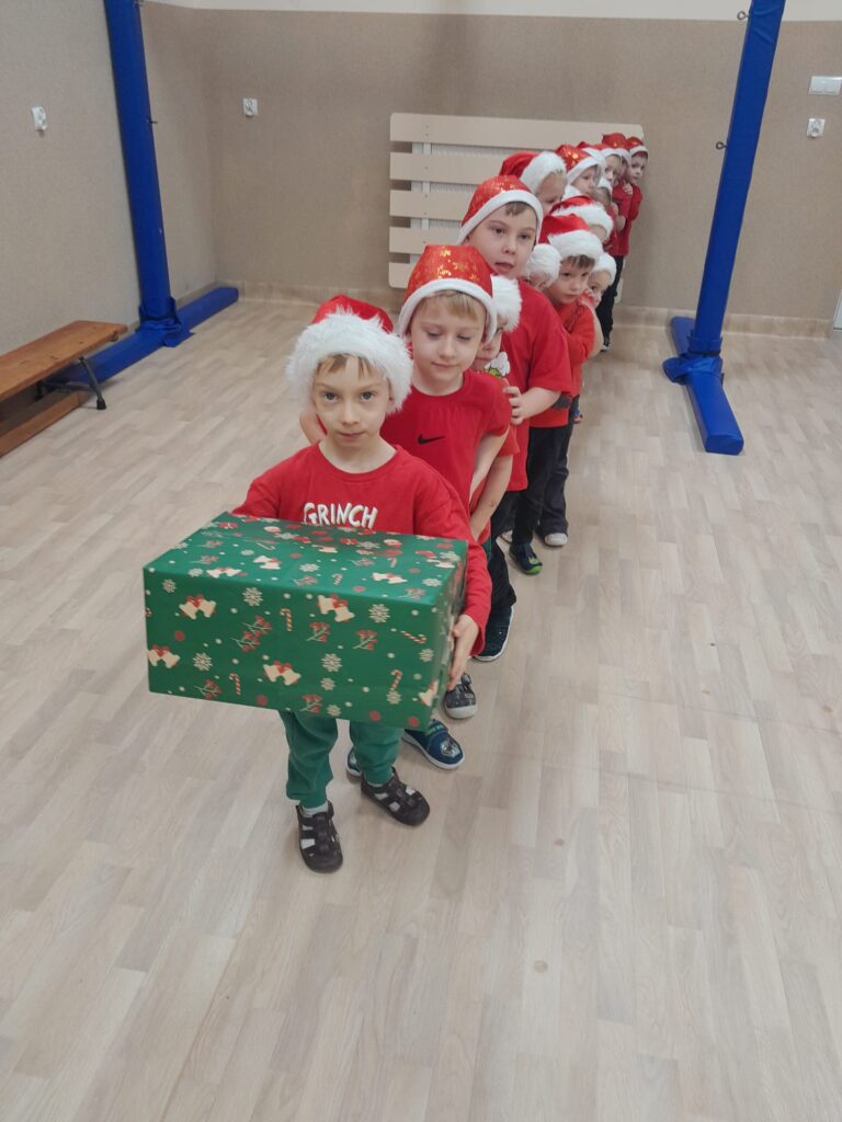 WYŚCIGI MIKOŁAJÓW