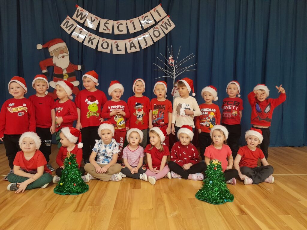 WYŚCIGI MIKOŁAJÓW