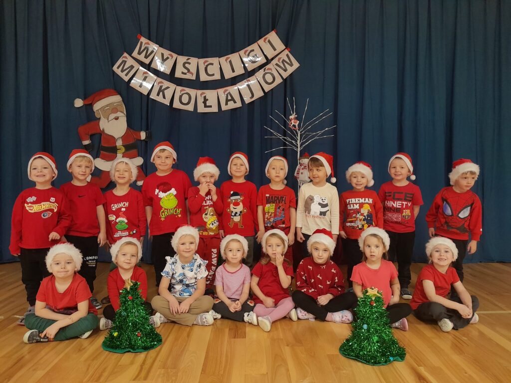 WYŚCIGI MIKOŁAJÓW