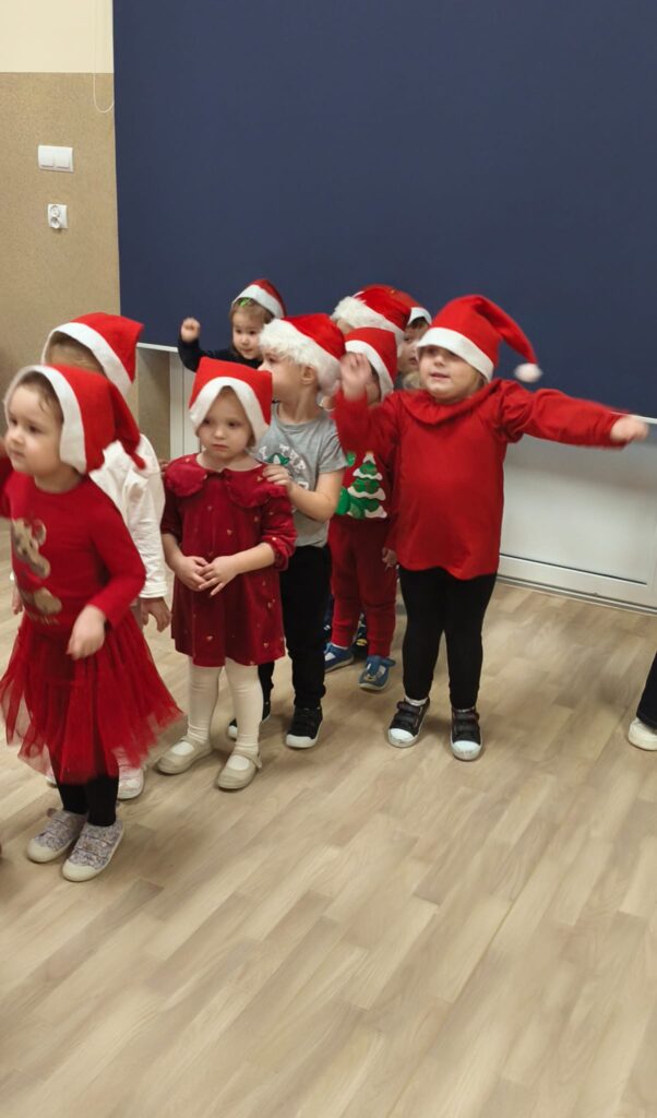 WYŚCIGI MIKOŁAJÓW