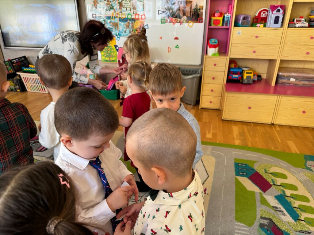 Życzenia świąteczne i  łamanie się opłatkiem