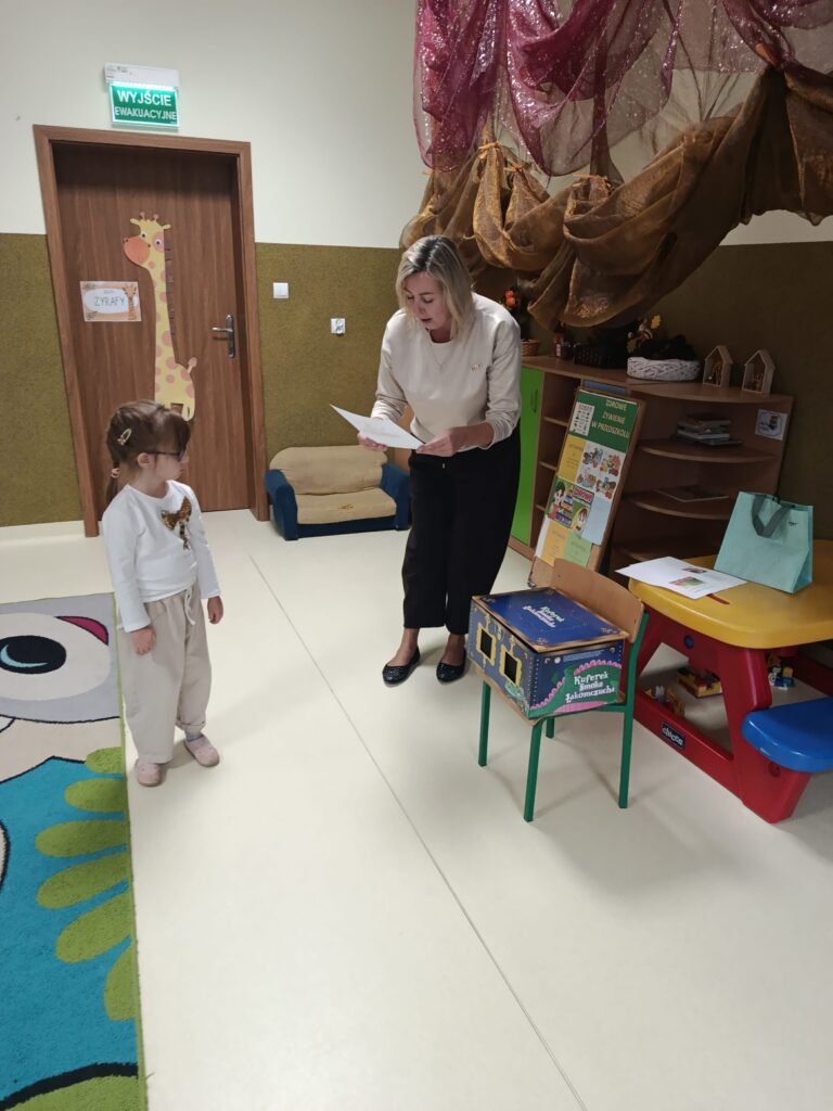 JUŻ WIEMY JAK ZDROWO SIĘ ODŻYWIAĆ! - GRUPA ŻYRAFKI