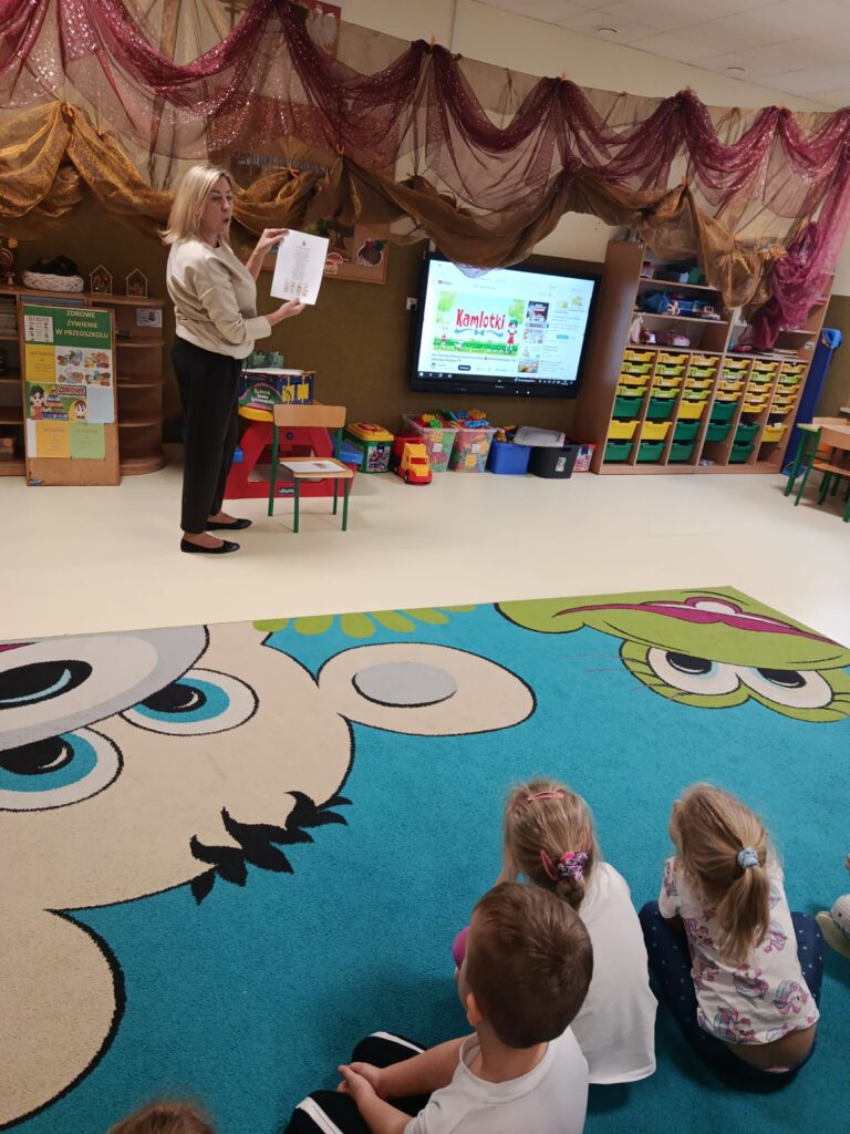 JUŻ WIEMY JAK ZDROWO SIĘ ODŻYWIAĆ! - GRUPA ŻYRAFKI