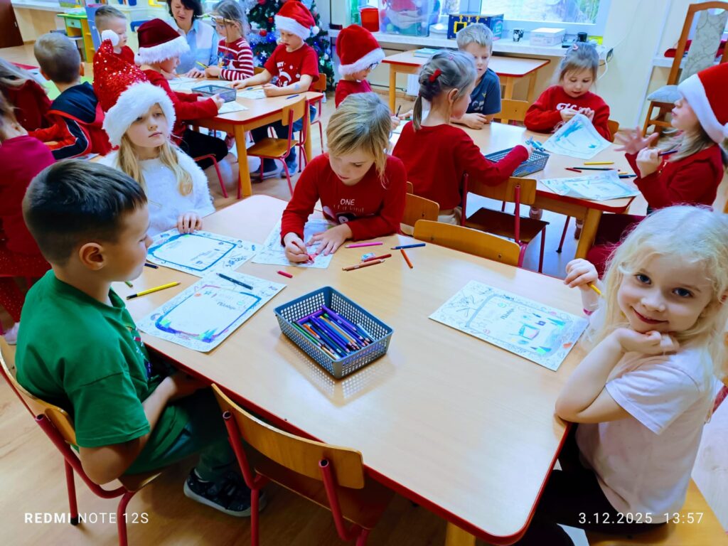 Przygotowania do przybycia Świętego Mikołaja. Grupa "Motylki".