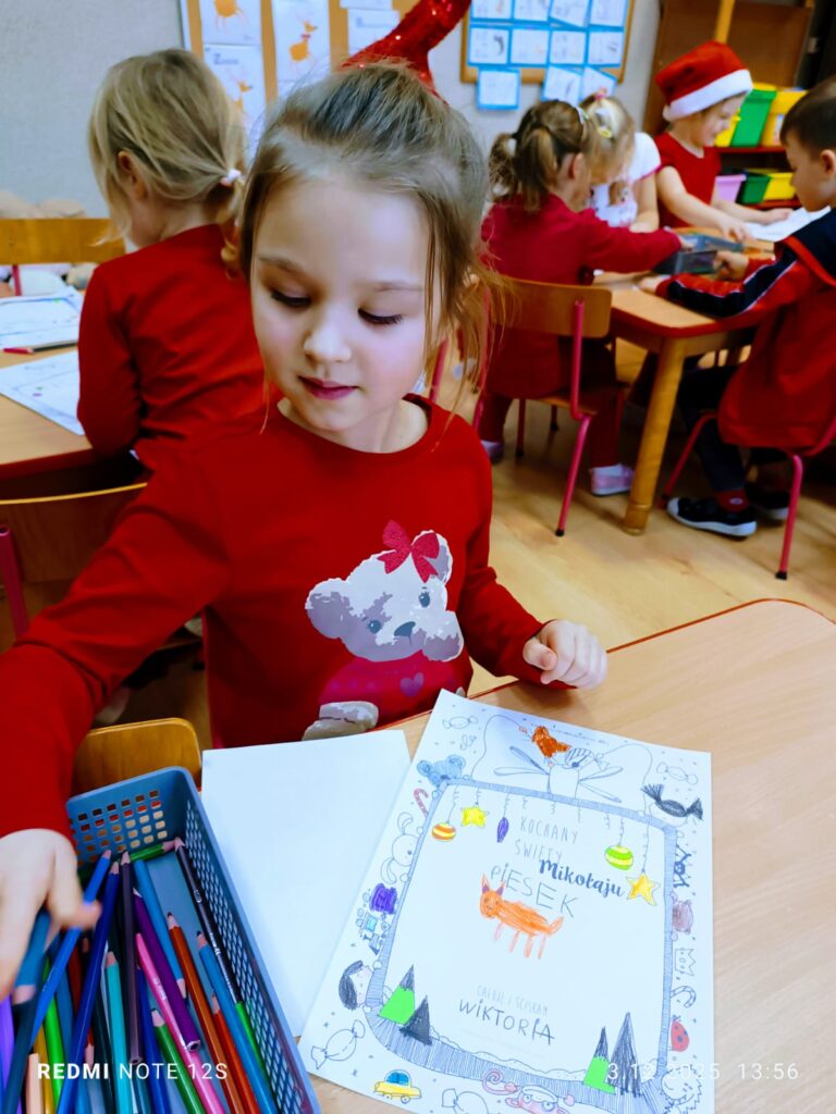 Przygotowania do przybycia Świętego Mikołaja. Grupa "Motylki".