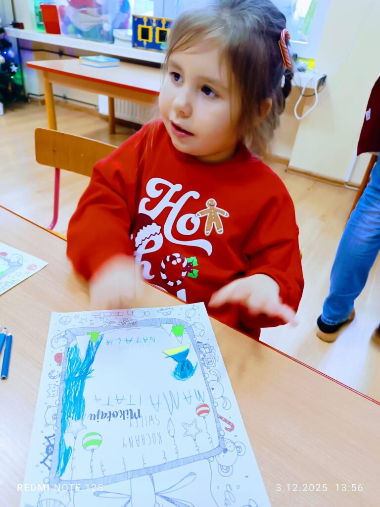 Przygotowania do przybycia Świętego Mikołaja. Grupa "Motylki".