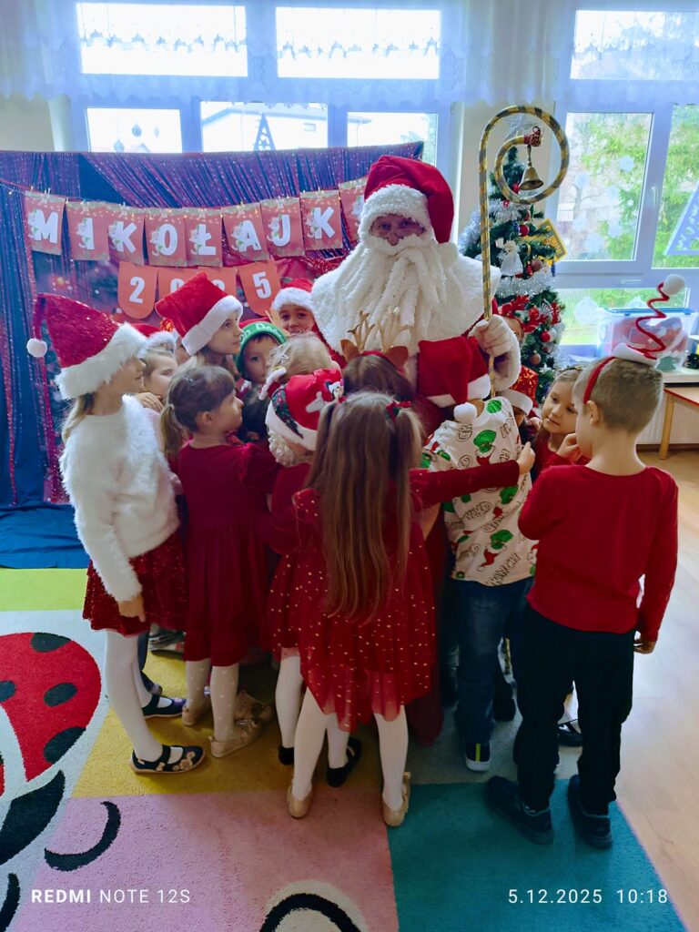 Mikołajki w grupie "Motylki".
