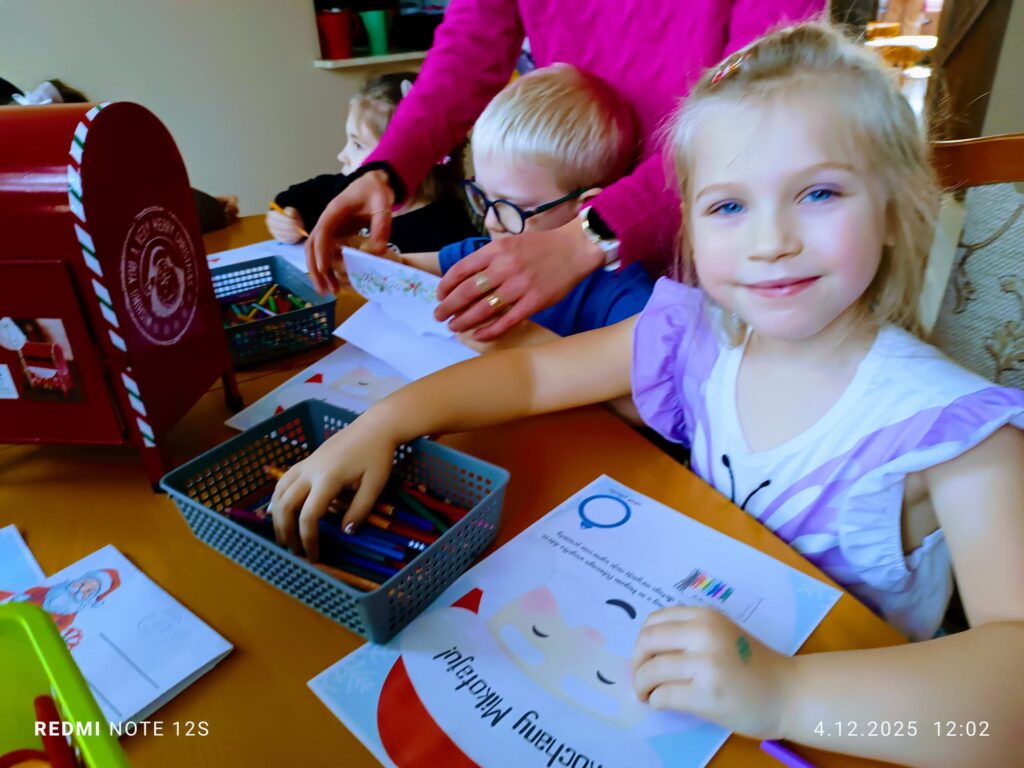 "Magiczne Warsztaty Mikołajkowe - Listy i Worek Pełen Marzeń".