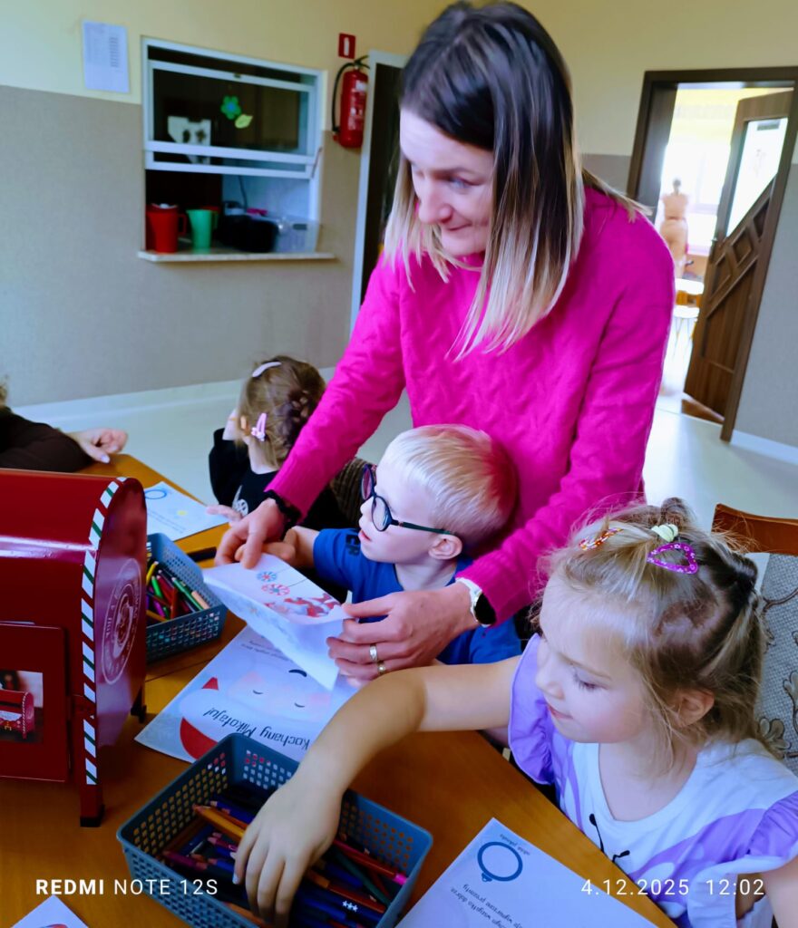 "Magiczne Warsztaty Mikołajkowe - Listy i Worek Pełen Marzeń".