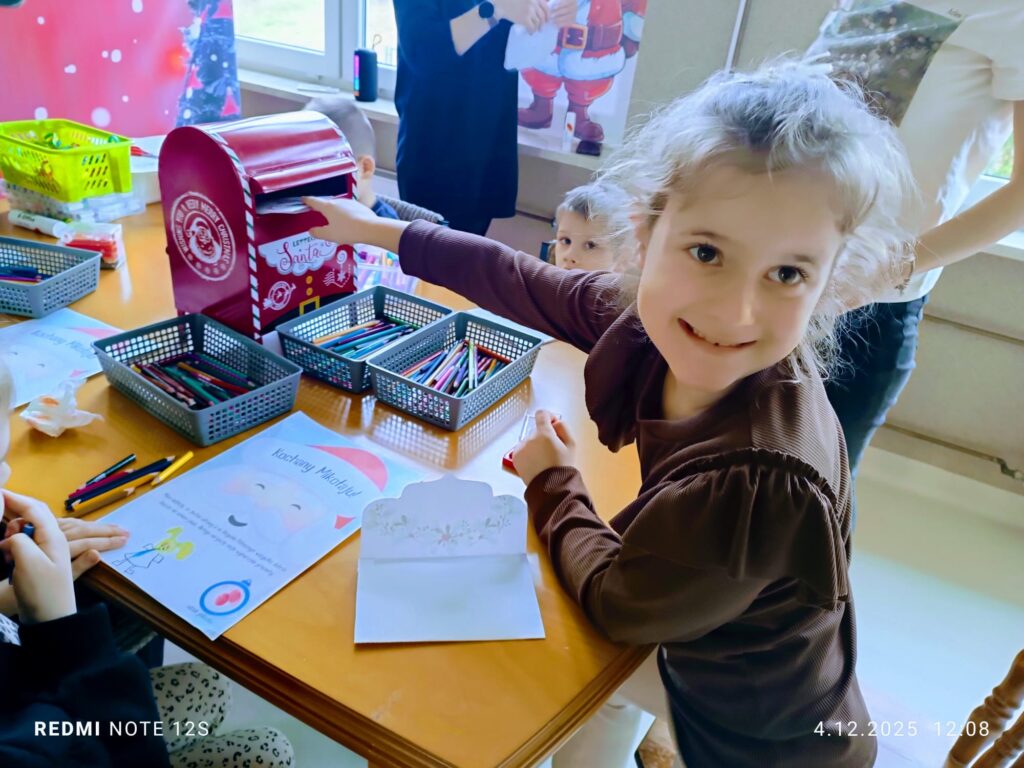 "Magiczne Warsztaty Mikołajkowe - Listy i Worek Pełen Marzeń".