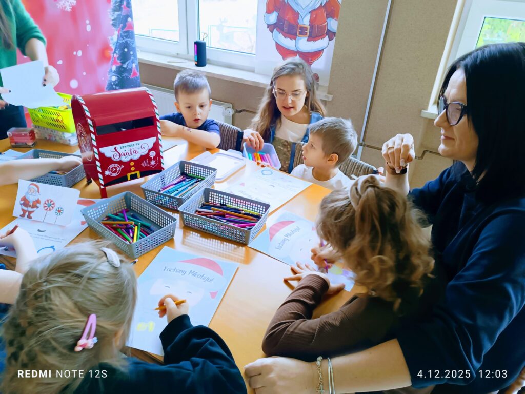 "Magiczne Warsztaty Mikołajkowe - Listy i Worek Pełen Marzeń".