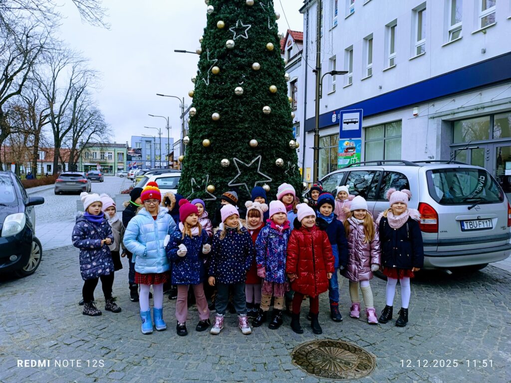 Udział w XI edycji konkursu "Ubierzmy razem choinkę".