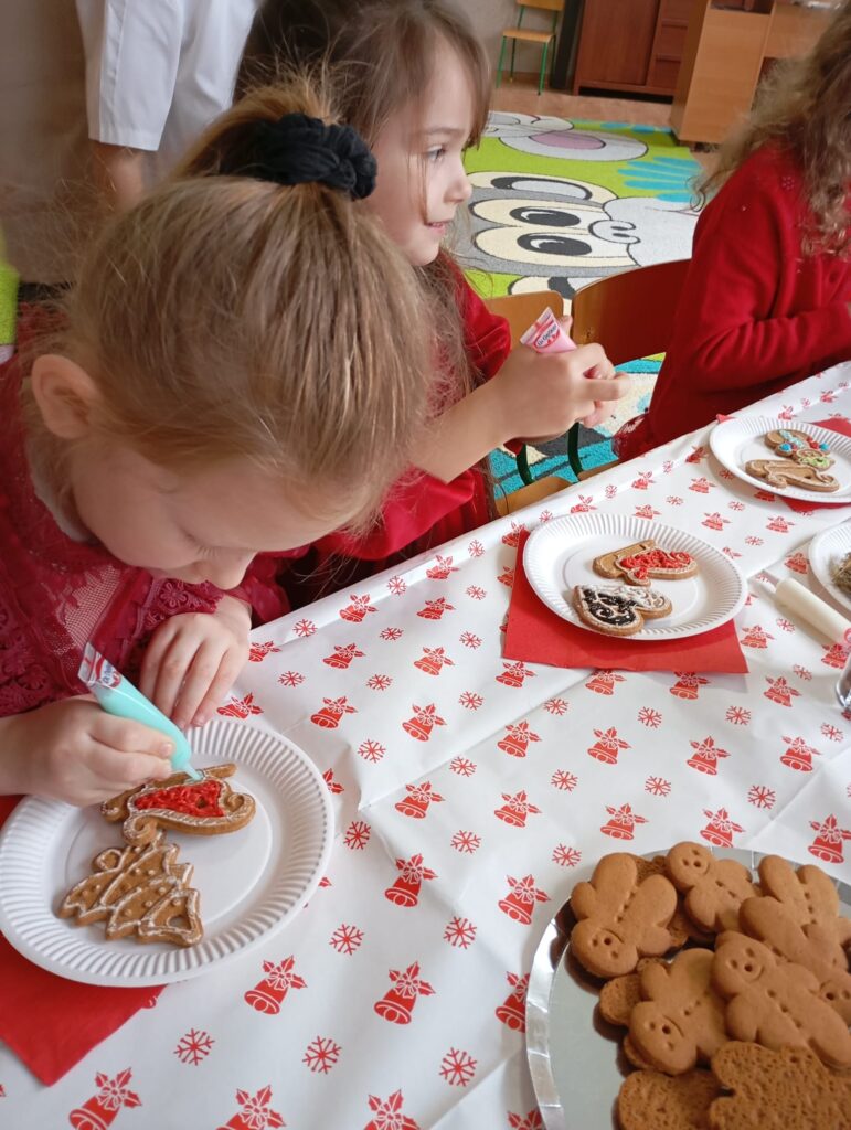Uroczyste Spotkanie Wigilijne w grupie "Pszczółek".