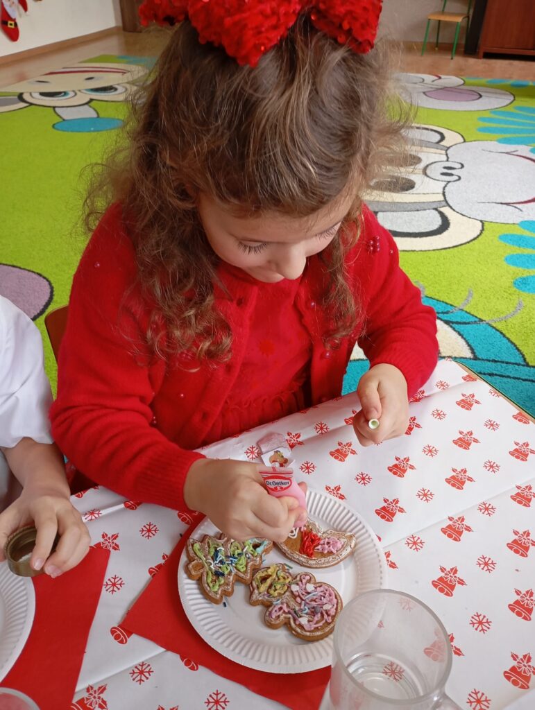 Uroczyste Spotkanie Wigilijne w grupie "Pszczółek".