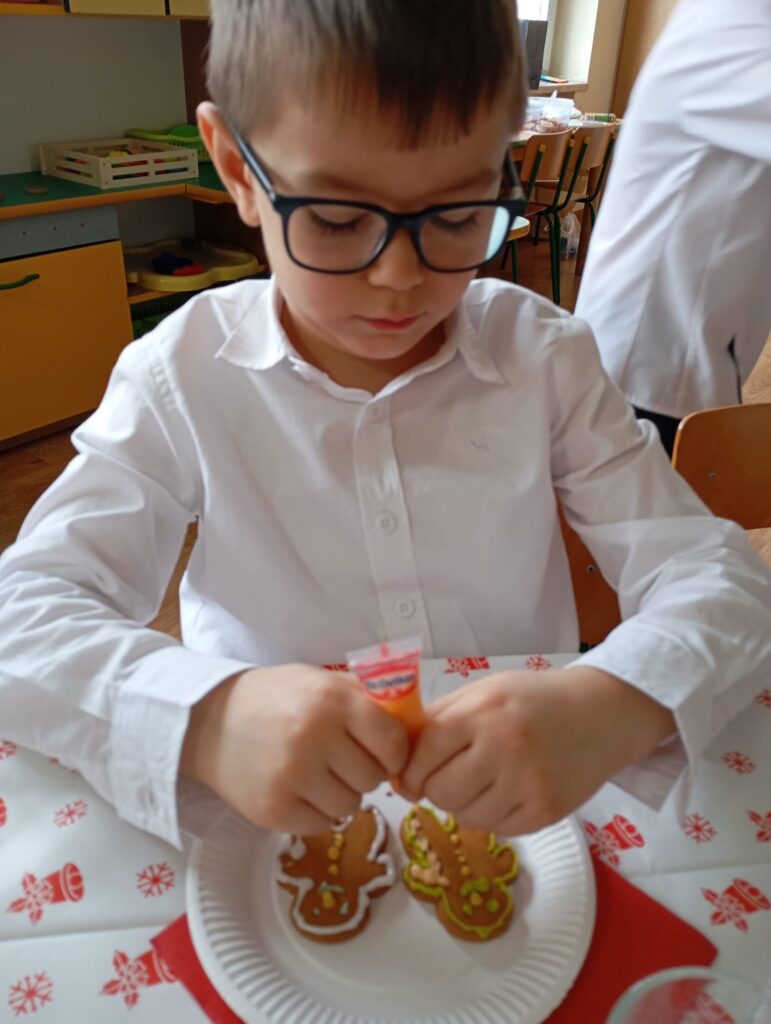 Uroczyste Spotkanie Wigilijne w grupie "Pszczółek".