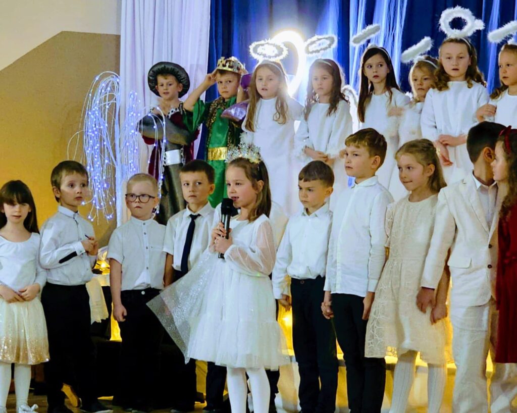 Jasełka Bożonarodzeniowe „Wśród nocnej ciszy” w Publicznym Przedszkolu Nr 2 w Busku-Zdroju.