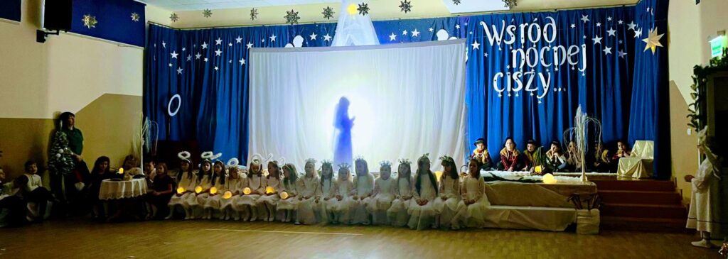Jasełka Bożonarodzeniowe „Wśród nocnej ciszy” w Publicznym Przedszkolu Nr 2 w Busku-Zdroju.