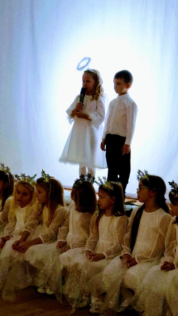 Jasełka Bożonarodzeniowe „Wśród nocnej ciszy” w Publicznym Przedszkolu Nr 2 w Busku-Zdroju.