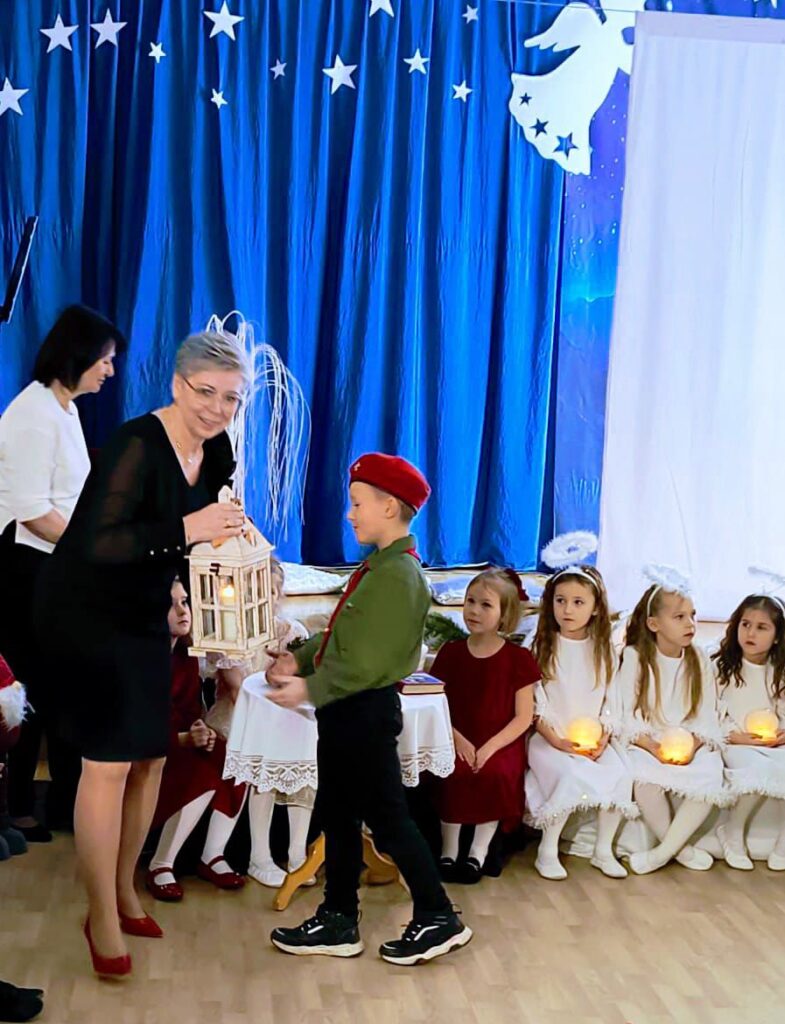 Jasełka Bożonarodzeniowe „Wśród nocnej ciszy” w Publicznym Przedszkolu Nr 2 w Busku-Zdroju.
