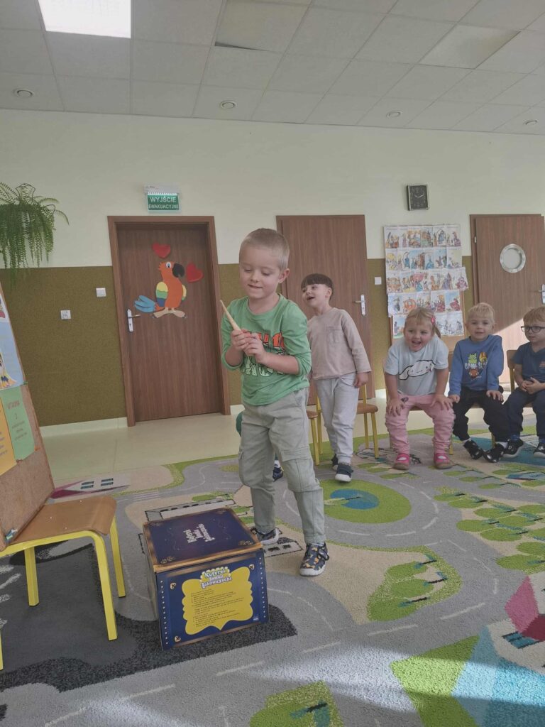 JUŻ WIEMY JAK ZDROWO SIĘ ODŻYWIAĆ!- GRUPA PAPUGI