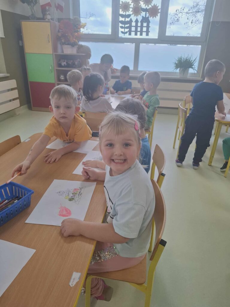 JUŻ WIEMY JAK ZDROWO SIĘ ODŻYWIAĆ!- GRUPA PAPUGI