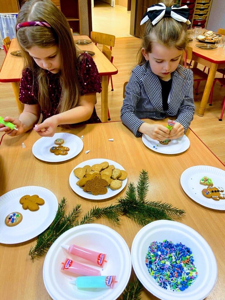 Świąteczne pierniczki grupy "Motylki".
