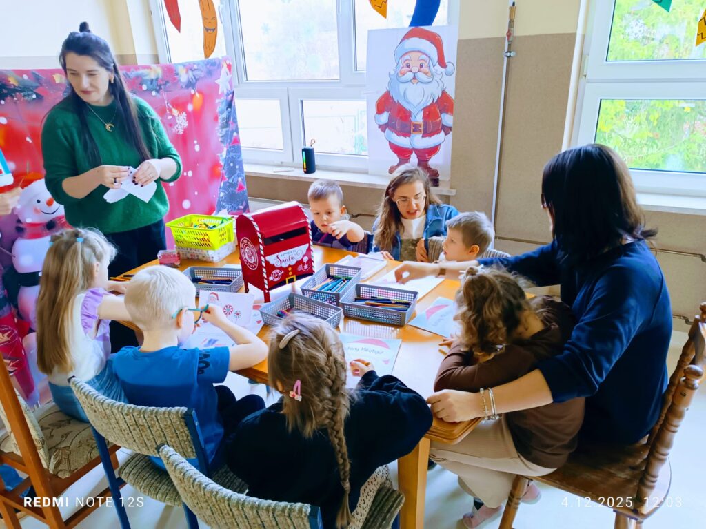 "Magiczne Warsztaty Mikołajkowe - Listy i Worek Pełen Marzeń".