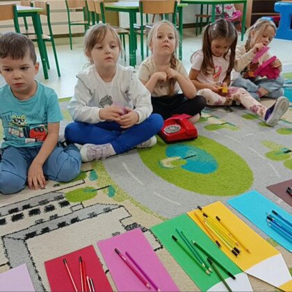 KOLOROWE KREDKI-GRUPA TYGRYSKI
