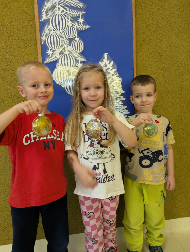 KONKURS ŚWIĄTECZNA BOMBKA - GRUPA TYGRYSKI