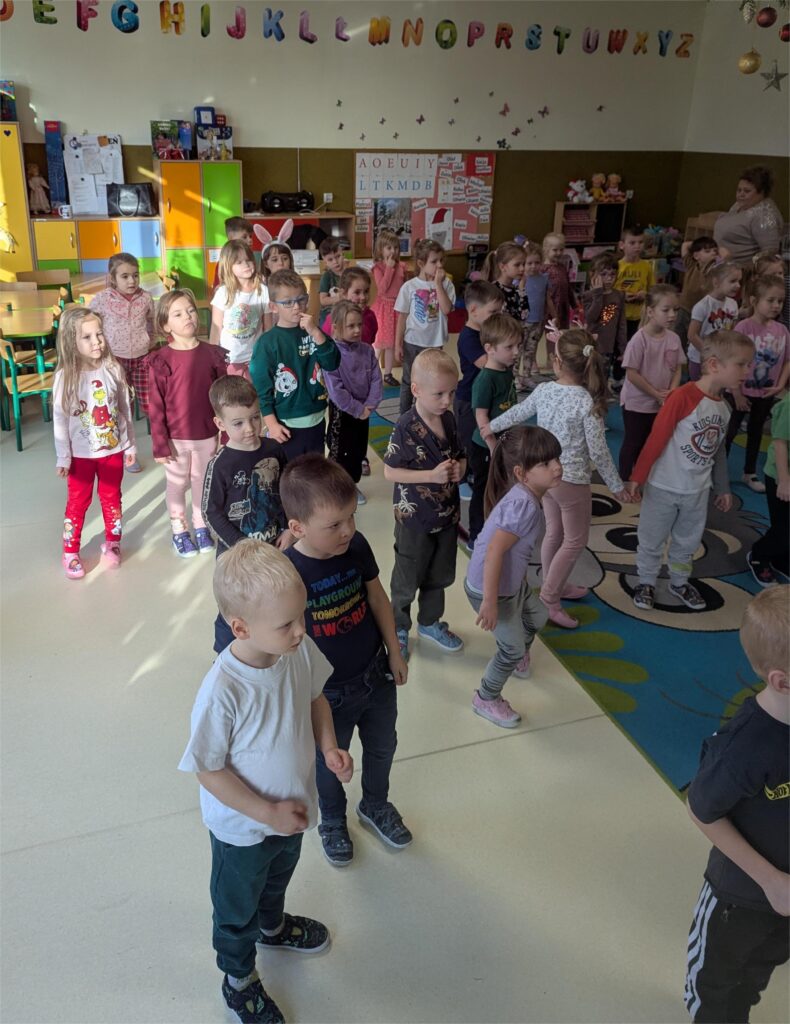 INTEGRACYJNY WF - TAJEMNICA ŚWIĄTECZNEJ FABRYKI - GRUPA TYGRYSKI