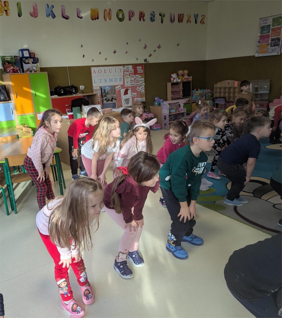 INTEGRACYJNY WF - TAJEMNICA ŚWIĄTECZNEJ FABRYKI - GRUPA TYGRYSKI