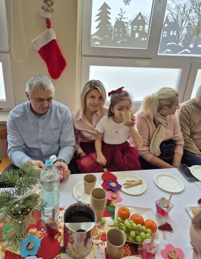"Koncert dla Babci i Dziadziusia" w grupie "Wiewiórki".