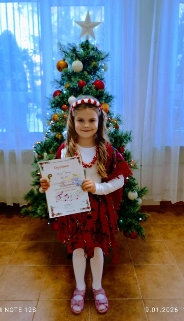 Laureatka I miejsca w VIII Przeglądzie Artystycznym Kolęd, Pastorałek i Utworów Bożonarodzeniowych pt. „Hej kolęda, kolęda”.