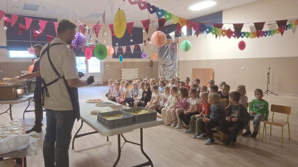 DZIEŃ PIZZY - GRUPA ŻYRAFKI 