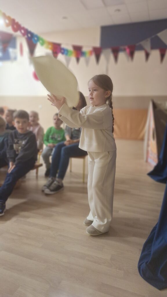 DZIEŃ PIZZY - GRUPA ŻYRAFKI 