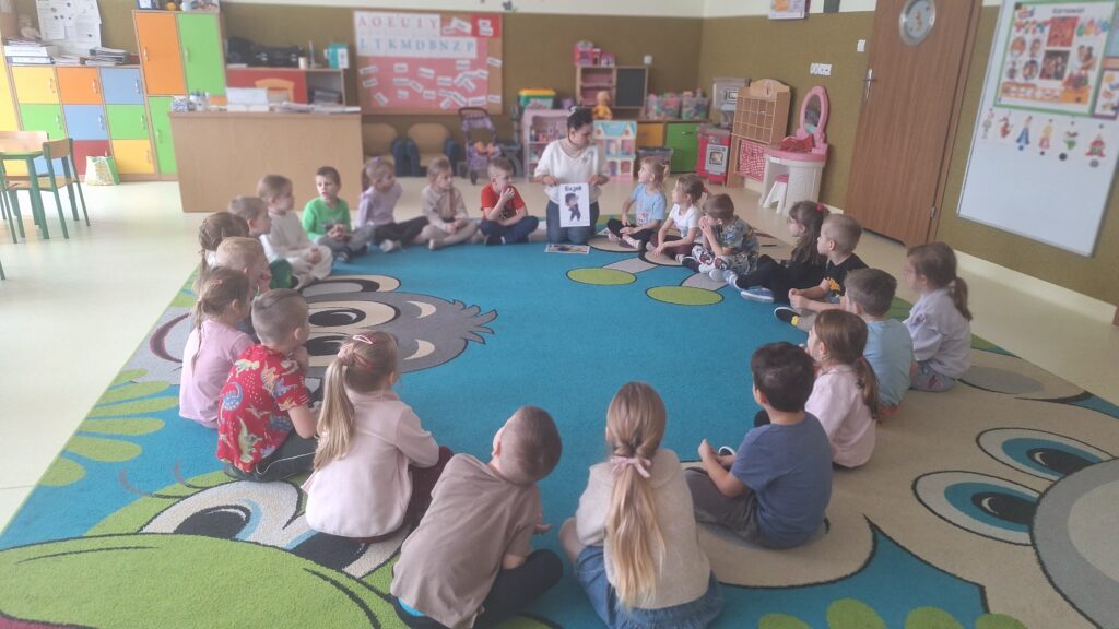 Projekt edukacyjny: "CZUCIAKI Z KRAINY EMOCJI" - BOJEK - GRUPA ŻYRAFKI 