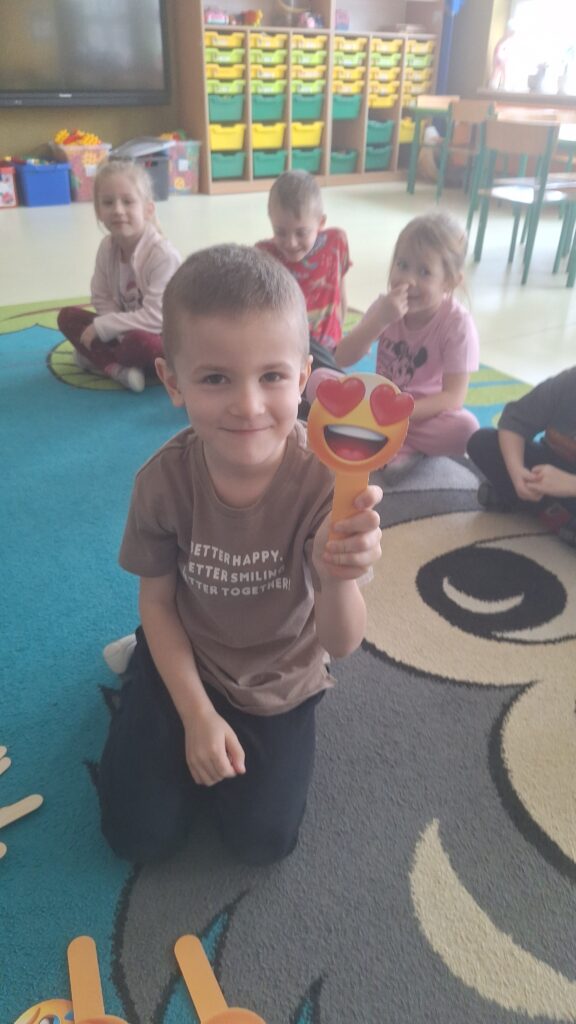 Projekt edukacyjny: "CZUCIAKI Z KRAINY EMOCJI" - BOJEK - GRUPA ŻYRAFKI 