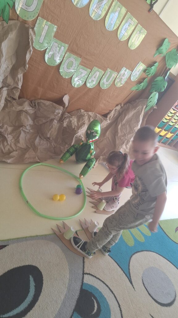 Dzień Dinozaura- grupa Żyrafki