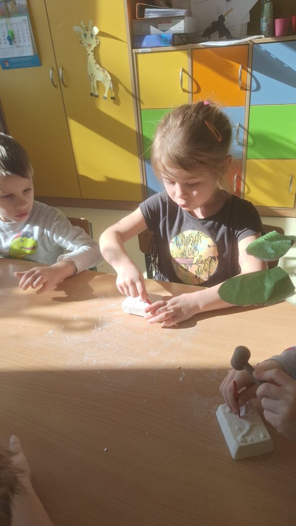 Dzień Dinozaura- grupa Żyrafki