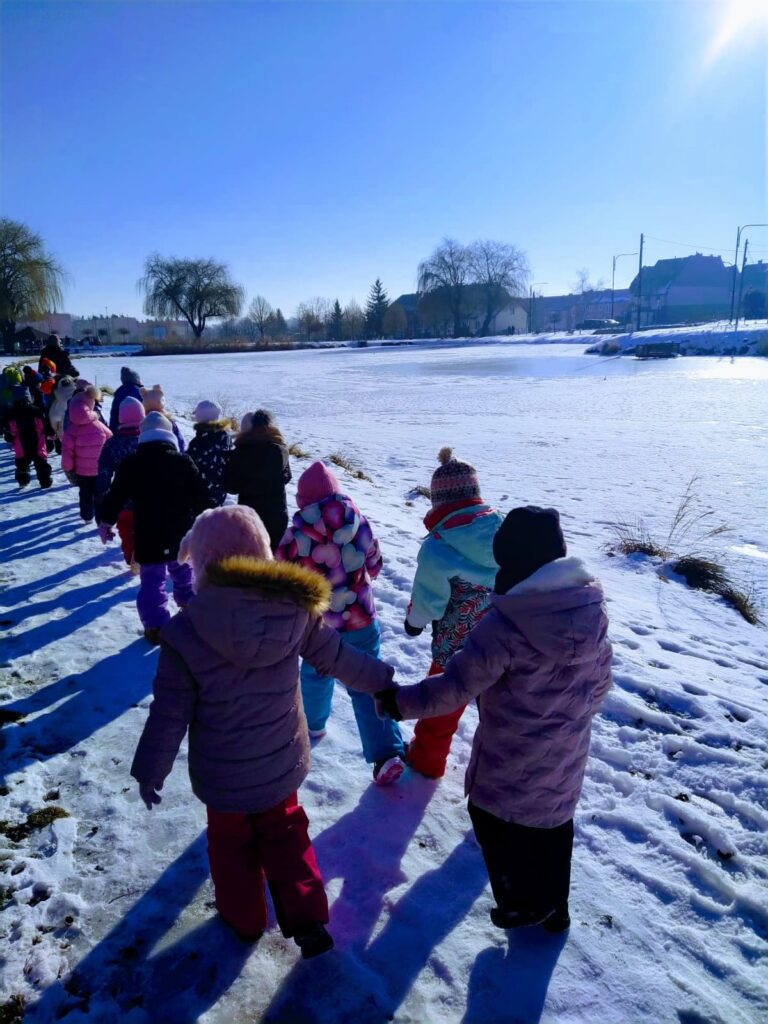 Aktywne ferie w grupach „Motylki” i „Pszczółki”.