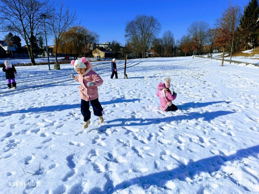 Aktywne ferie w grupach „Motylki” i „Pszczółki”.