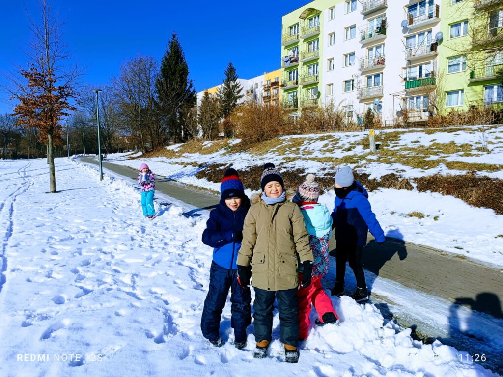 Aktywne ferie w grupach „Motylki” i „Pszczółki”.